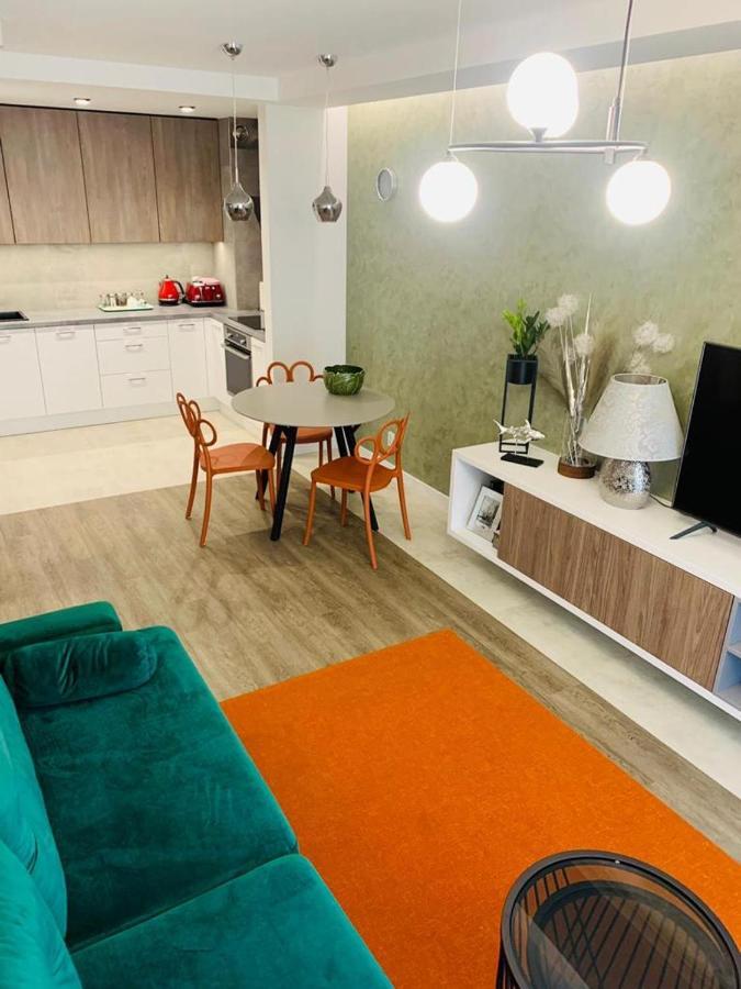 Apartament Moniuszko Z Parkingiem Podziemnym Gorzow Wielkopolski Luaran gambar