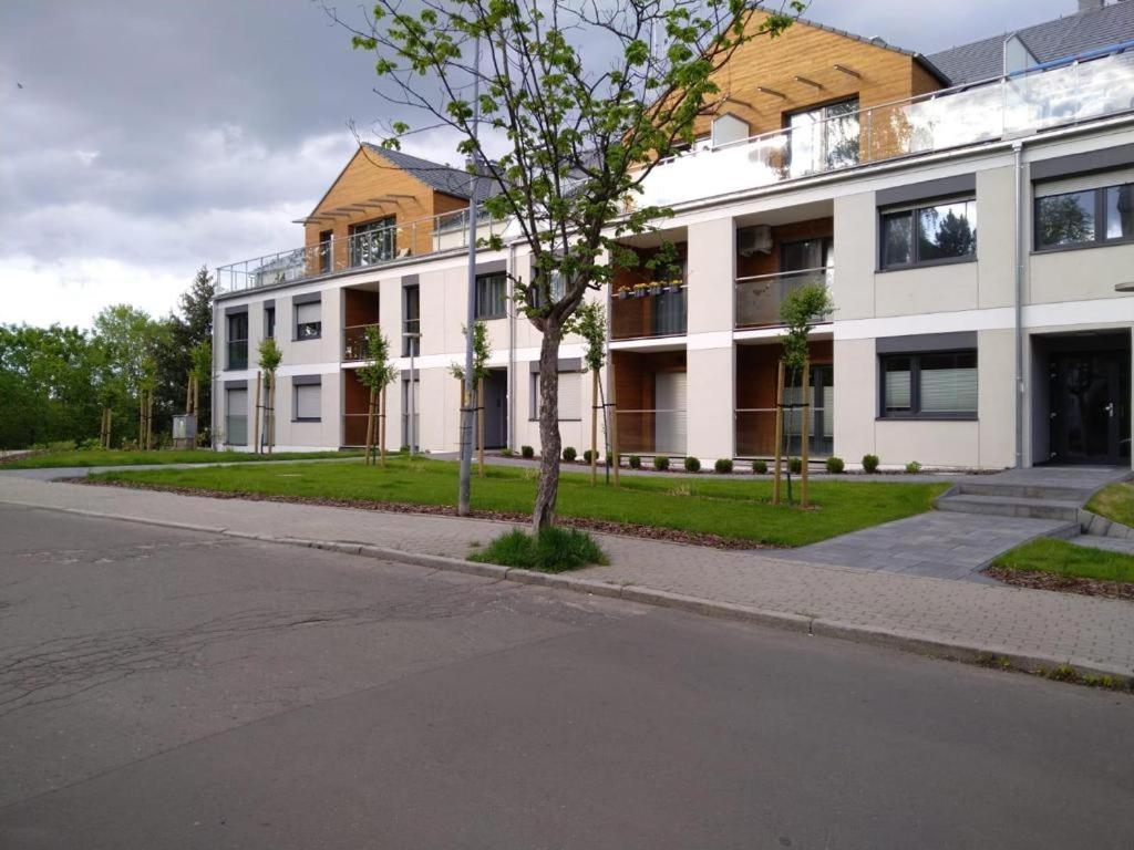 Apartament Moniuszko Z Parkingiem Podziemnym Gorzow Wielkopolski Luaran gambar